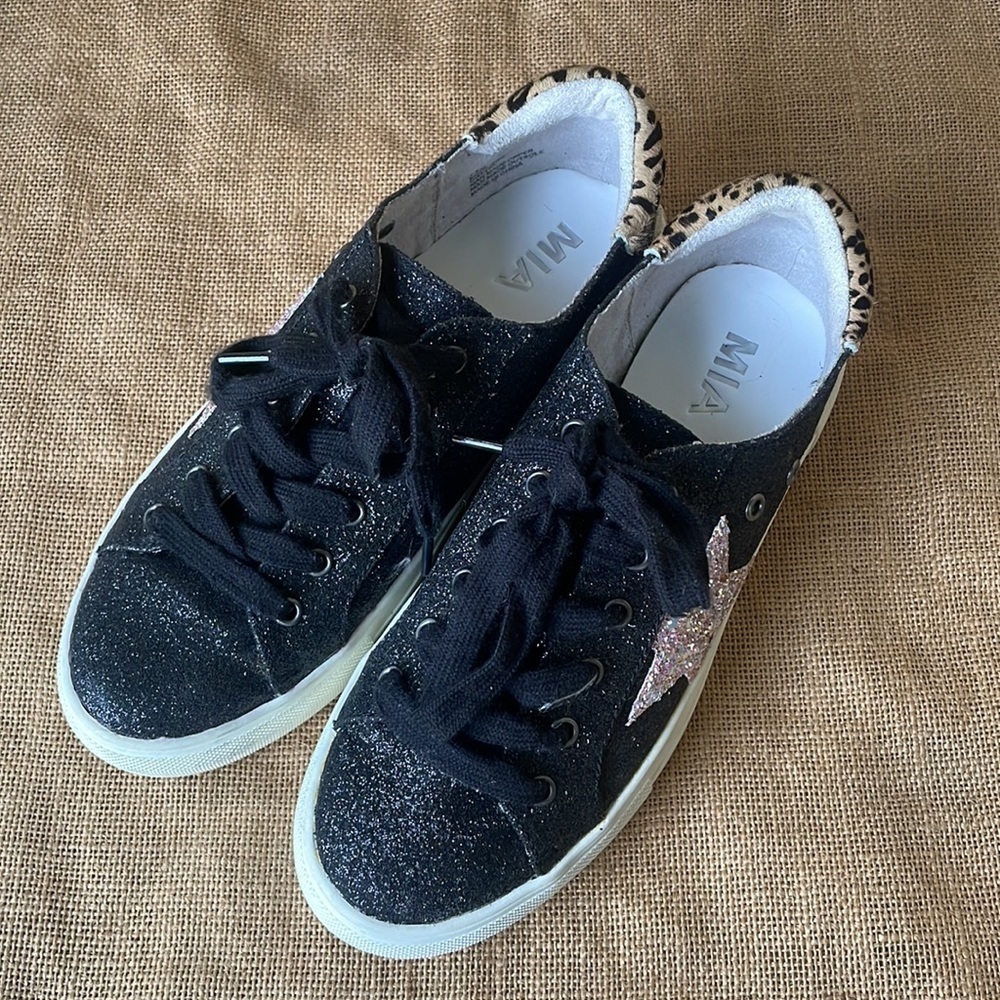 Mia marlowe Shoe Star Glitter sneakers, Black & Pink Size 7 1/2 Sold Out - Picture 5 of 16